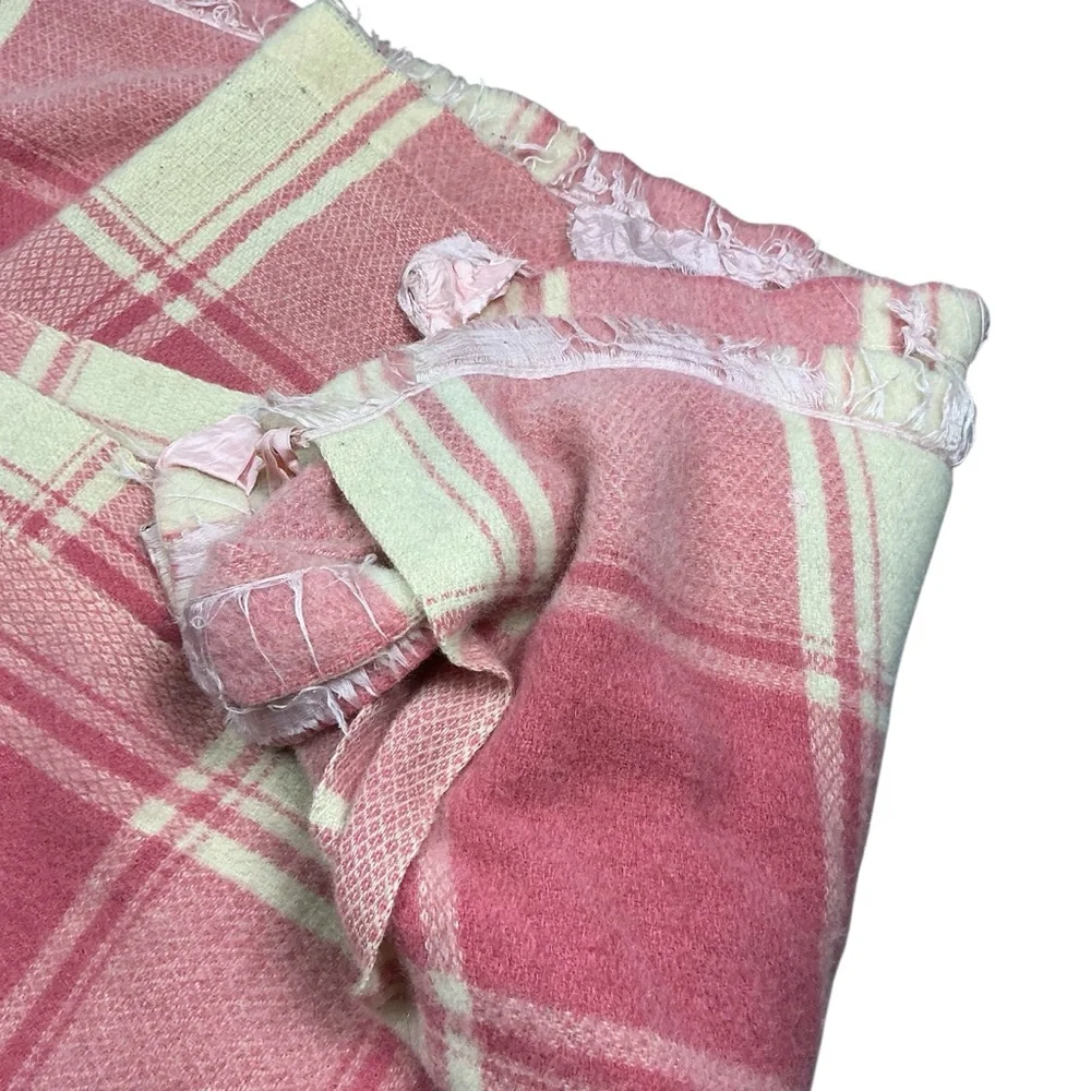 Vintage pink and cream reversible plaid soft wool blanket 72x77